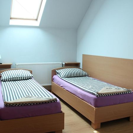 Szasz&Szasz Panzio Bed & Breakfast Gheorgheni  Bagian luar foto
