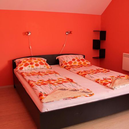 Szasz&Szasz Panzio Bed & Breakfast Gheorgheni  Bagian luar foto