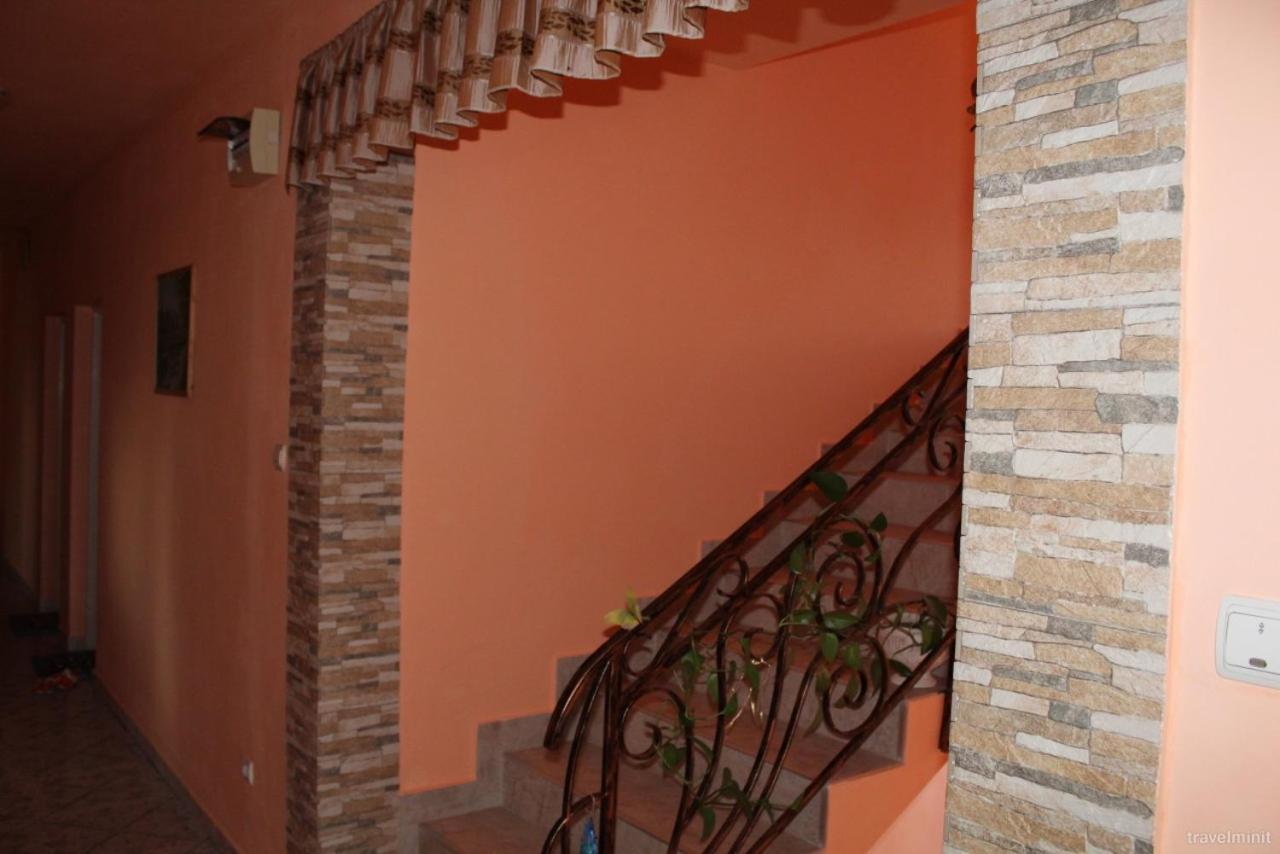 Szasz&Szasz Panzio Bed & Breakfast Gheorgheni  Bagian luar foto