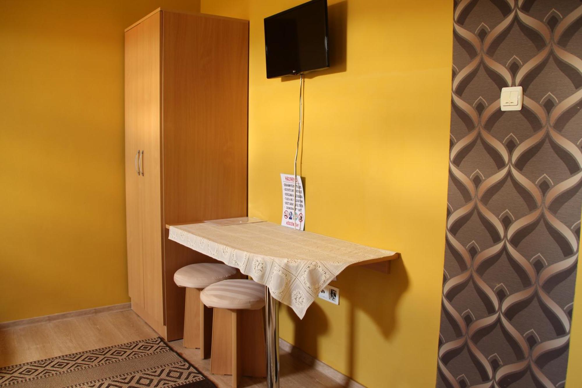 Szasz&Szasz Panzio Bed & Breakfast Gheorgheni  Bagian luar foto