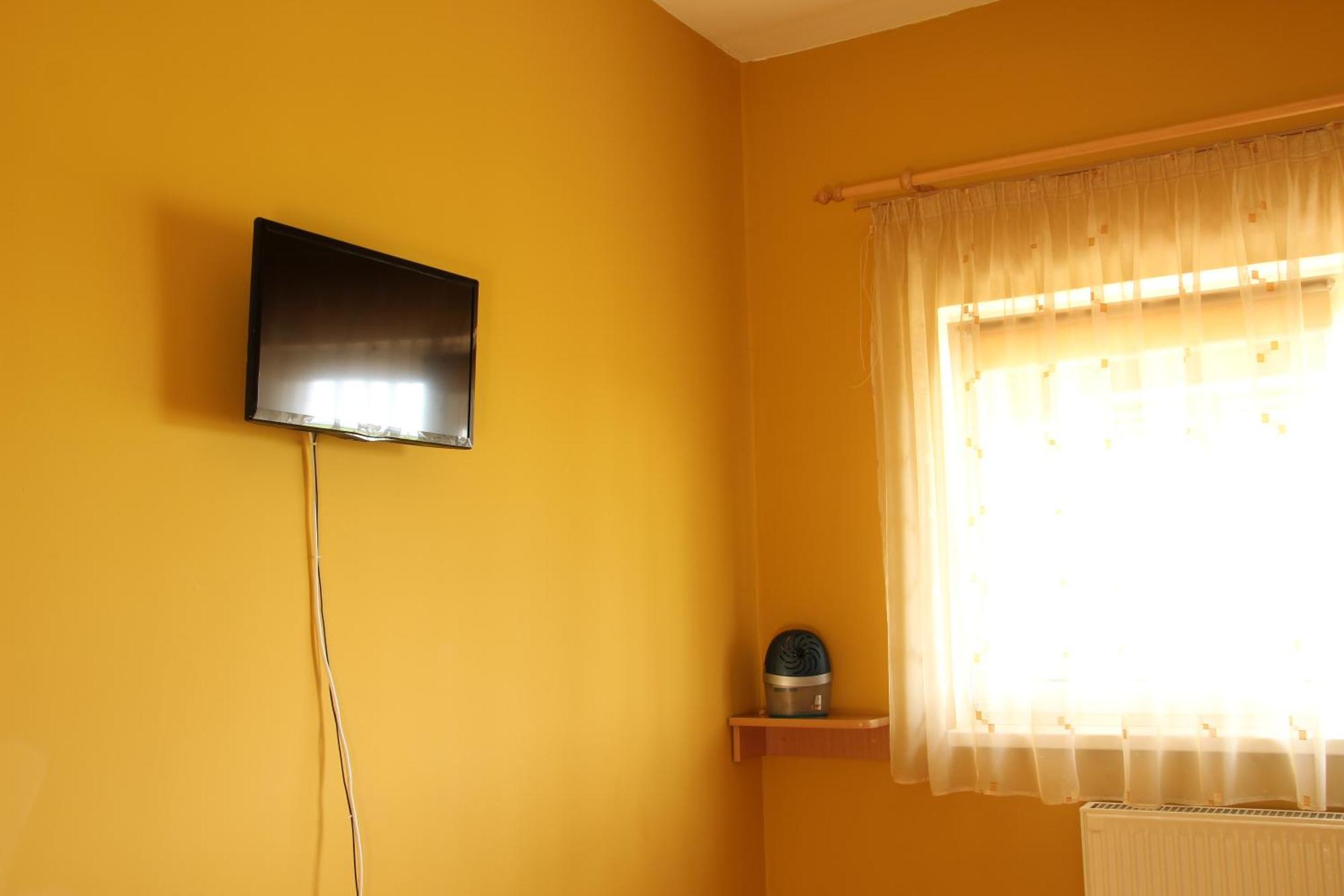 Szasz&Szasz Panzio Bed & Breakfast Gheorgheni  Bagian luar foto