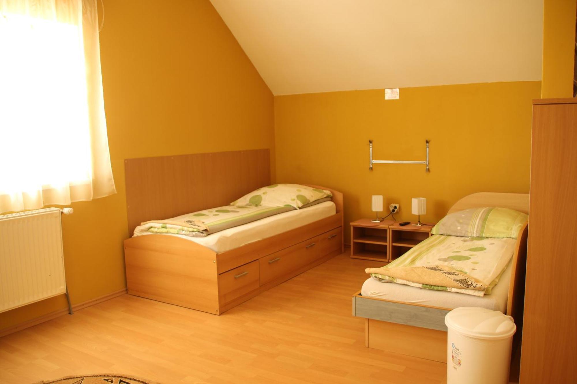 Szasz&Szasz Panzio Bed & Breakfast Gheorgheni  Bagian luar foto