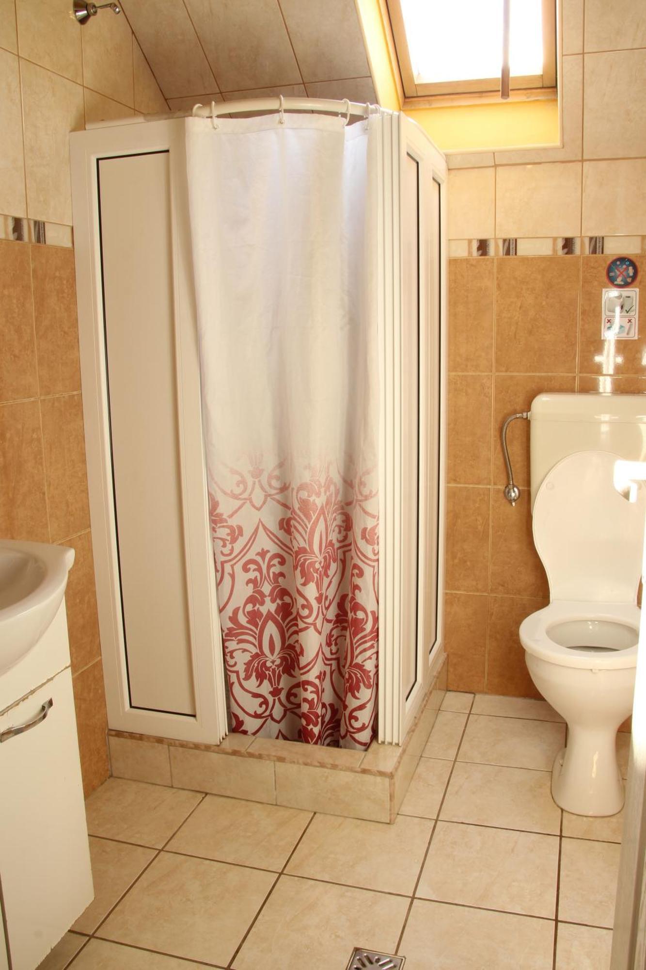 Szasz&Szasz Panzio Bed & Breakfast Gheorgheni  Bagian luar foto