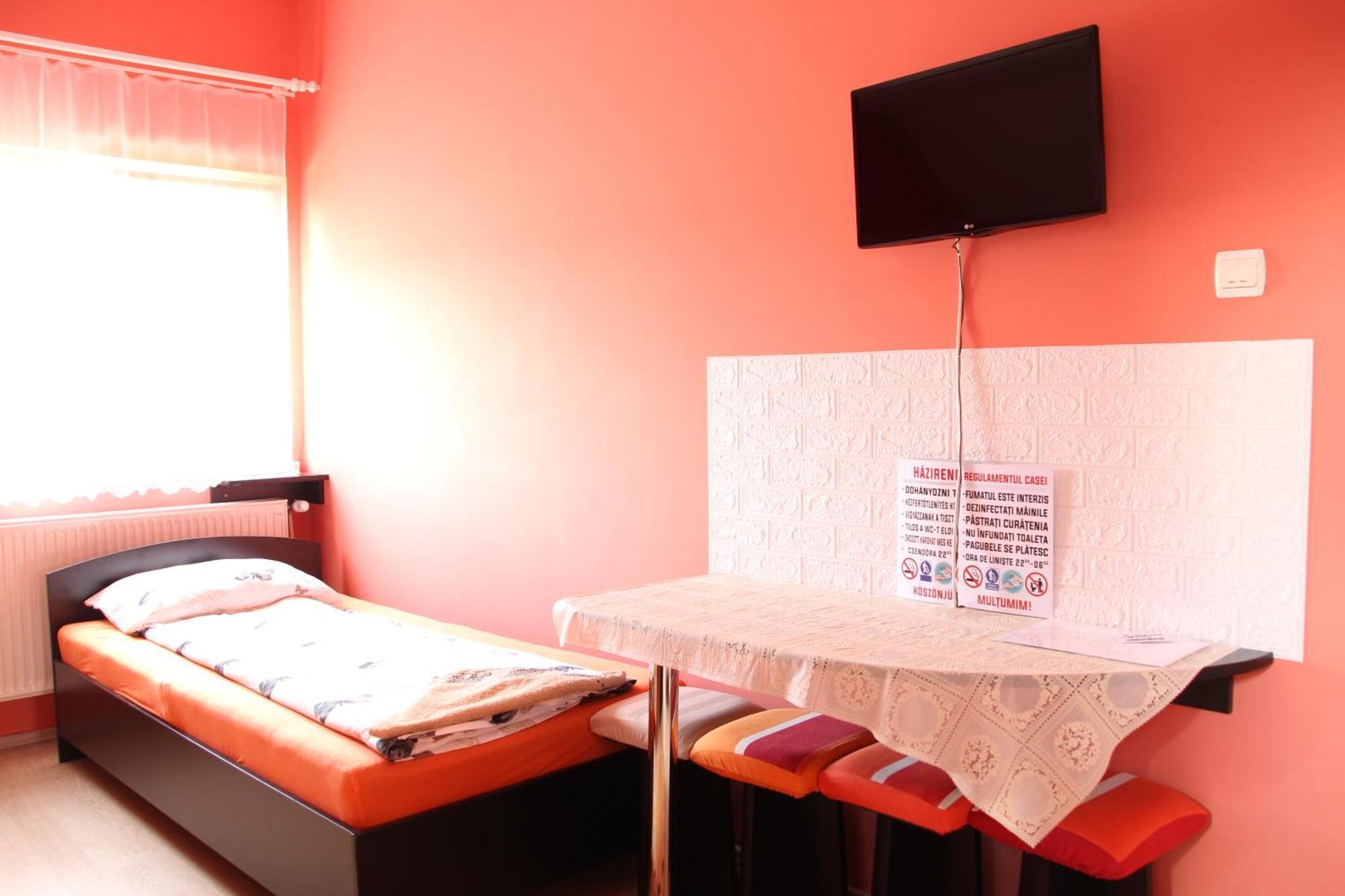 Szasz&Szasz Panzio Bed & Breakfast Gheorgheni  Bagian luar foto